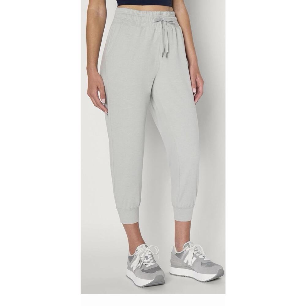 Amazon Essentials Soft Performance Capri Jogger Sweats Women’s XS NWT